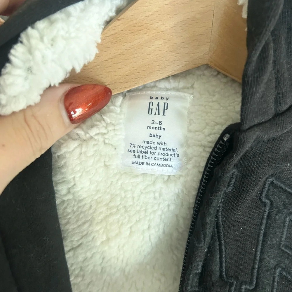 Gap Baby 3–6 Months Black VintageSoft Arch Logo Zip Hoodie Cozy Sweatshirt